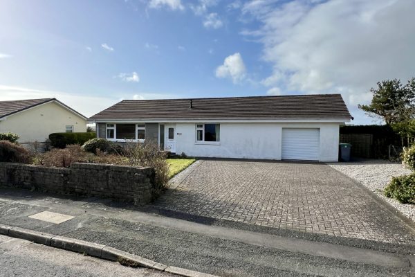 15 Brown Road, Kirkcudbright