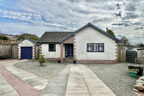 5 Burnside Gardens, Kirkcudbright